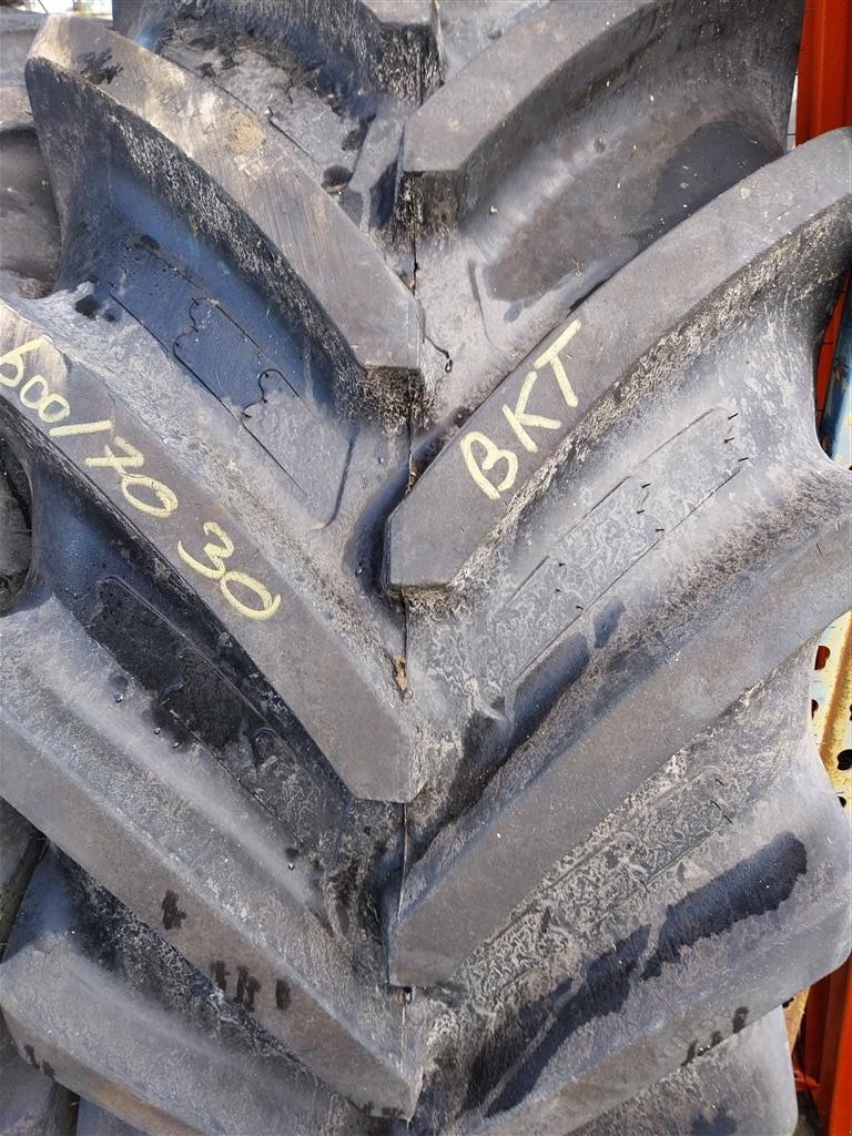 Reifen tip BKT 600/70 R30 VF600/70R30, Gebrauchtmaschine in Danmark (Poză 4)