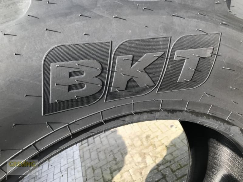 Reifen tipa BKT 650/65R38, Neumaschine u Nottuln (Slika 11)