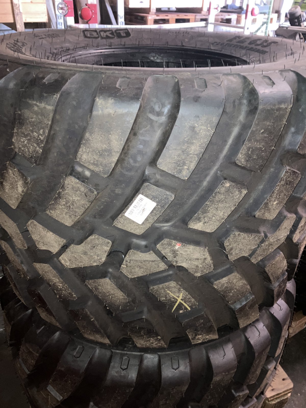 Reifen typu BKT 750/45R22.5 FL 635, neu w Heilsbronn (Zdjęcie 7)