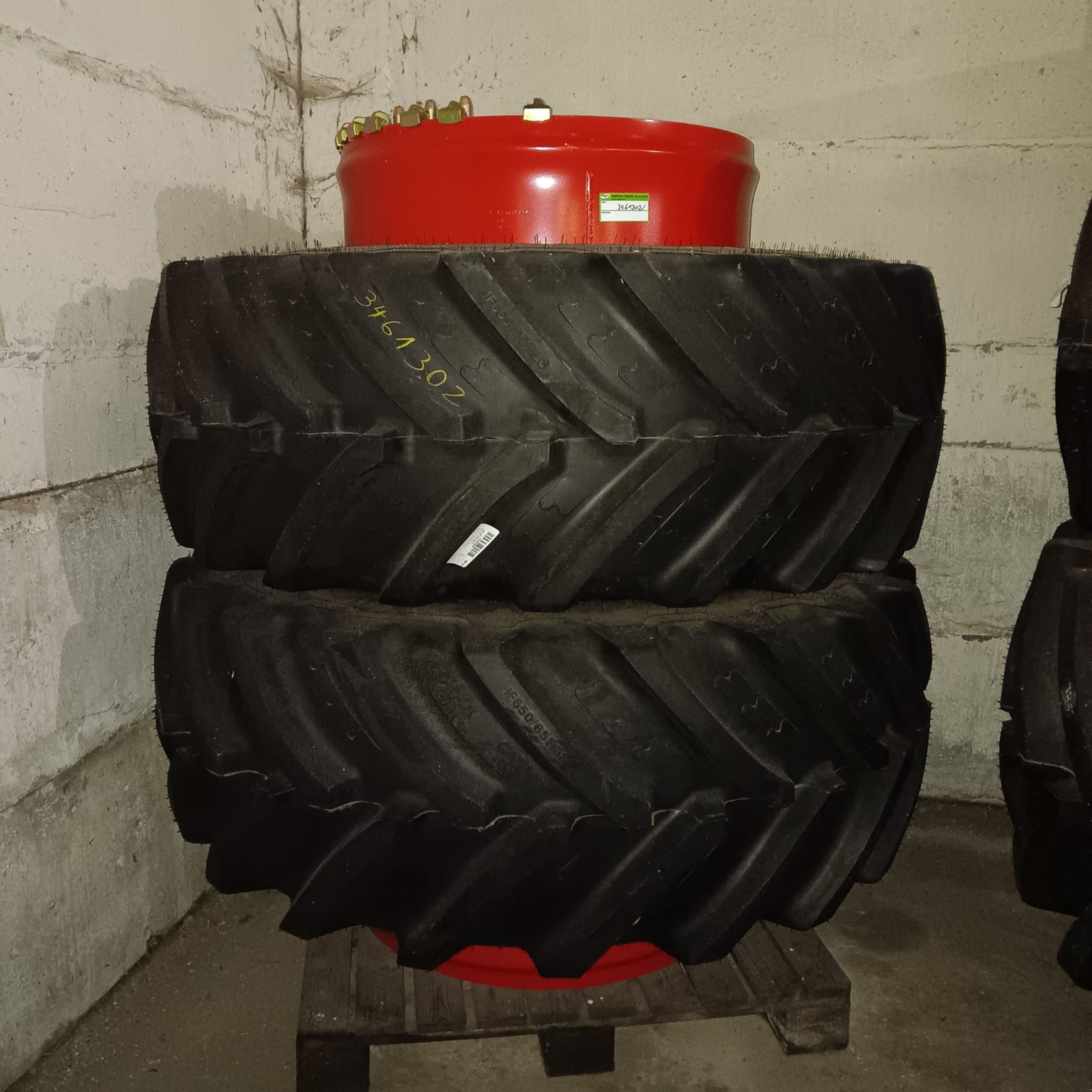 Reifen del tipo BKT IF650/65R38+IF750/75R46, Gebrauchtmaschine In Kruckow (Immagine 1)