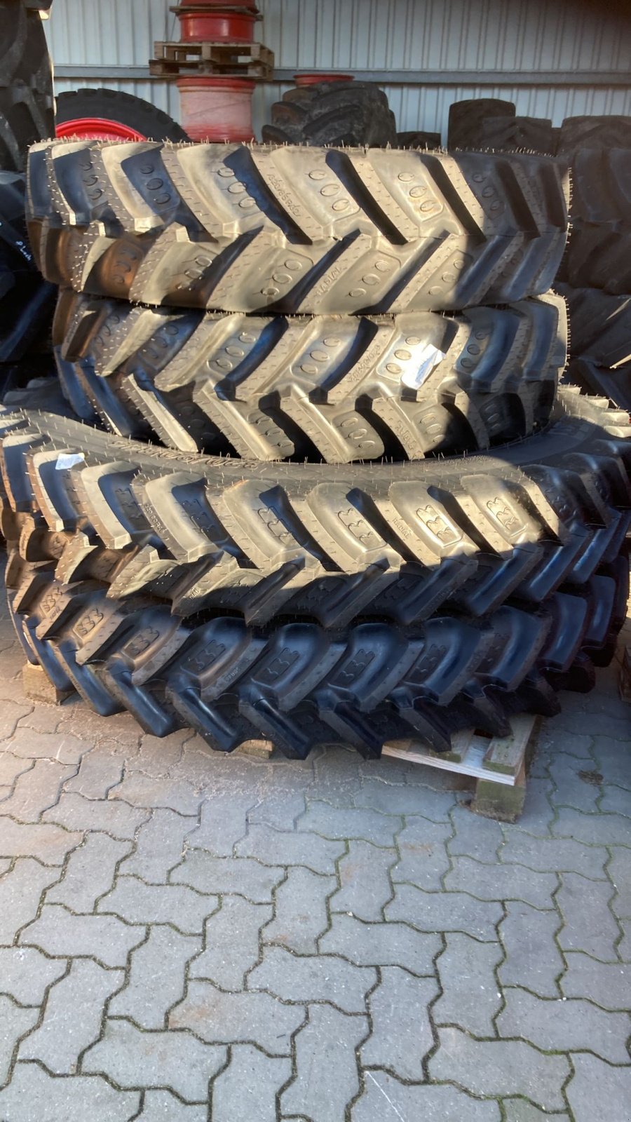 Reifen des Typs Bohnenkamp Satz Pflegeräder 2x 320/90 R46 & 2x 320/85 R32, Gebrauchtmaschine in Lohe-Rickelshof (Bild 1)