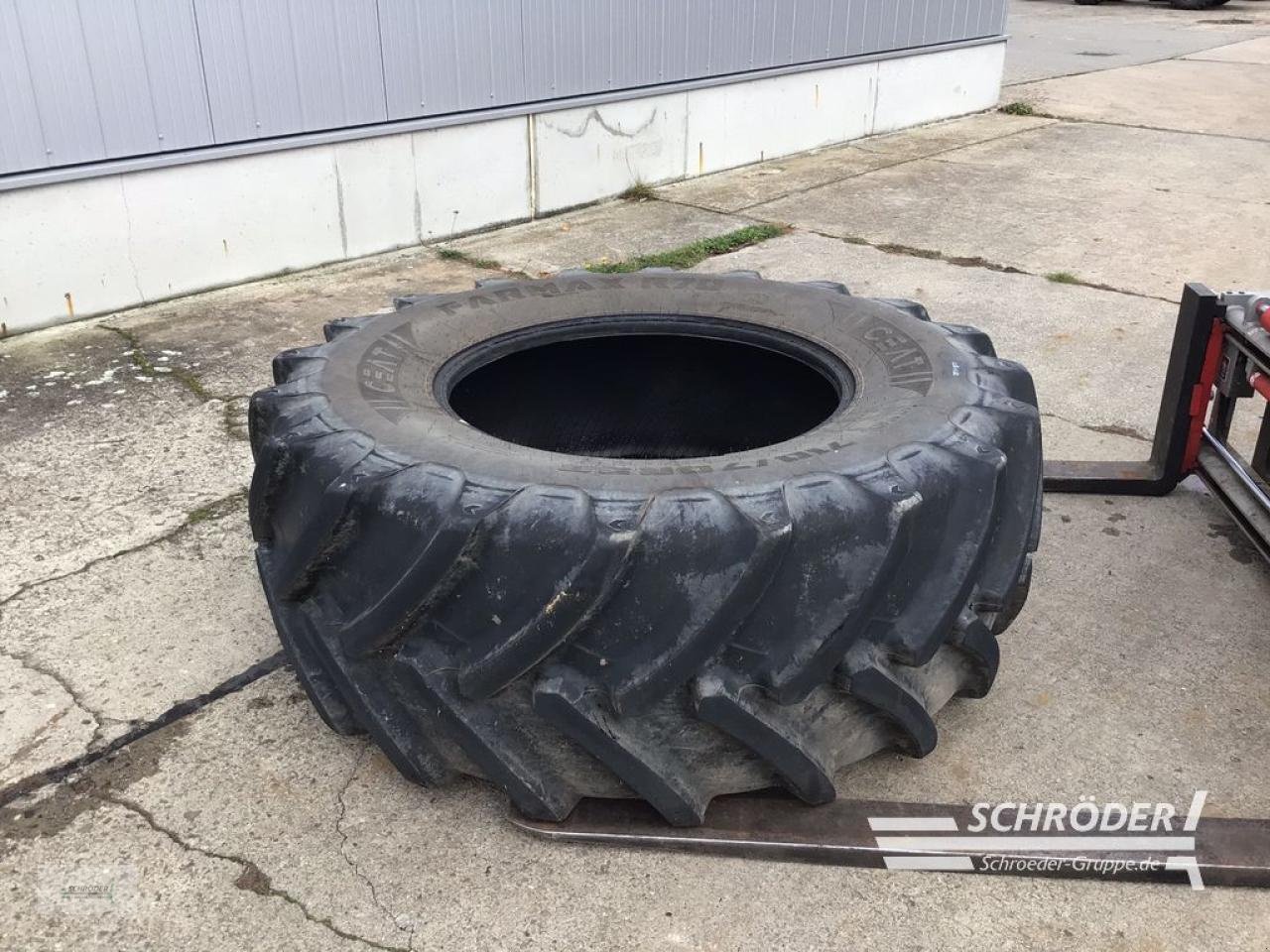 Reifen des Typs Ceat 1X 710/70 R38, Gebrauchtmaschine in Böhne (Bild 1)