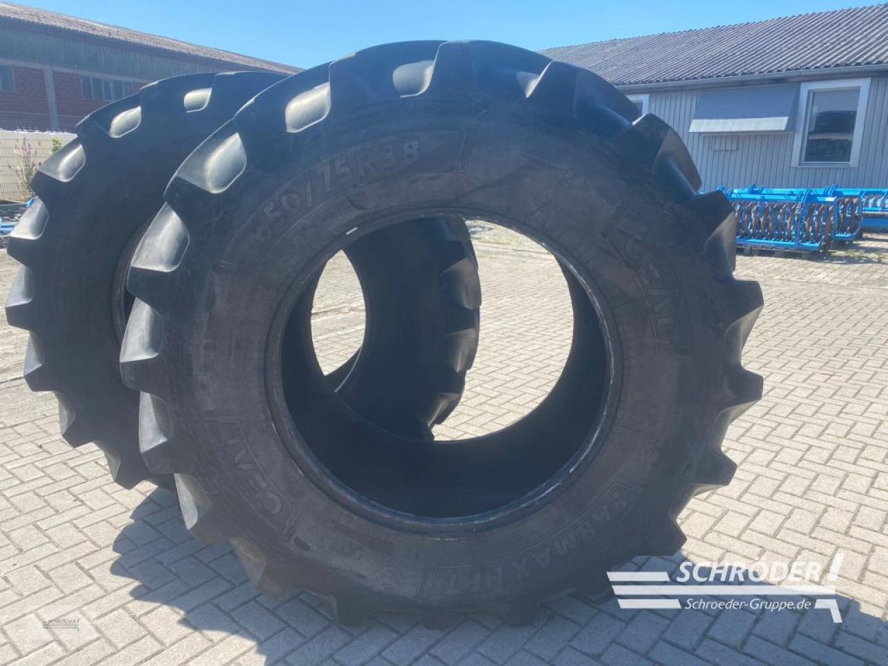 Reifen типа Ceat 2X 650/75 R38, Gebrauchtmaschine в Twistringen (Фотография 3)