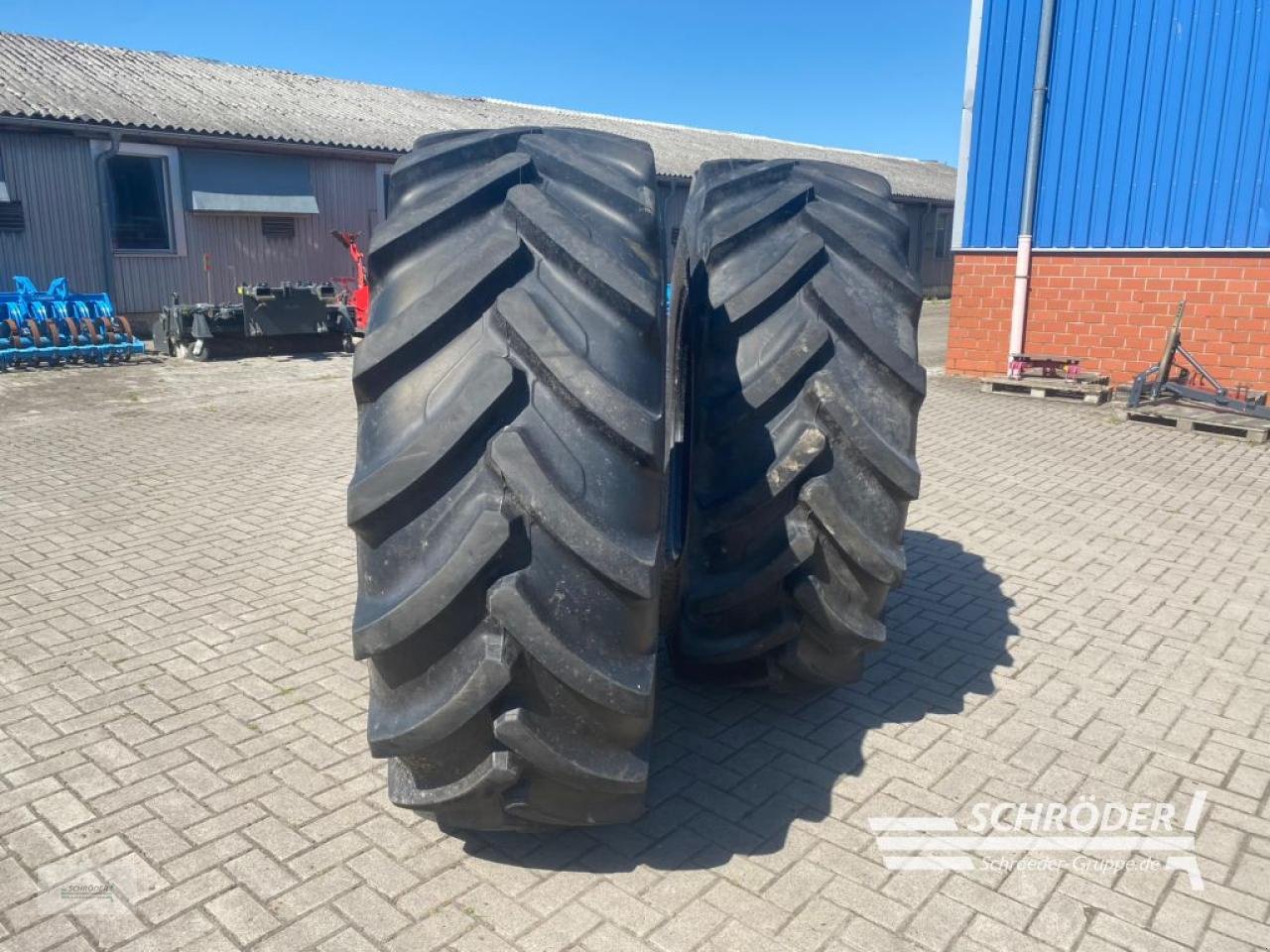 Reifen типа Ceat 2X 650/75 R38, Gebrauchtmaschine в Twistringen (Фотография 4)