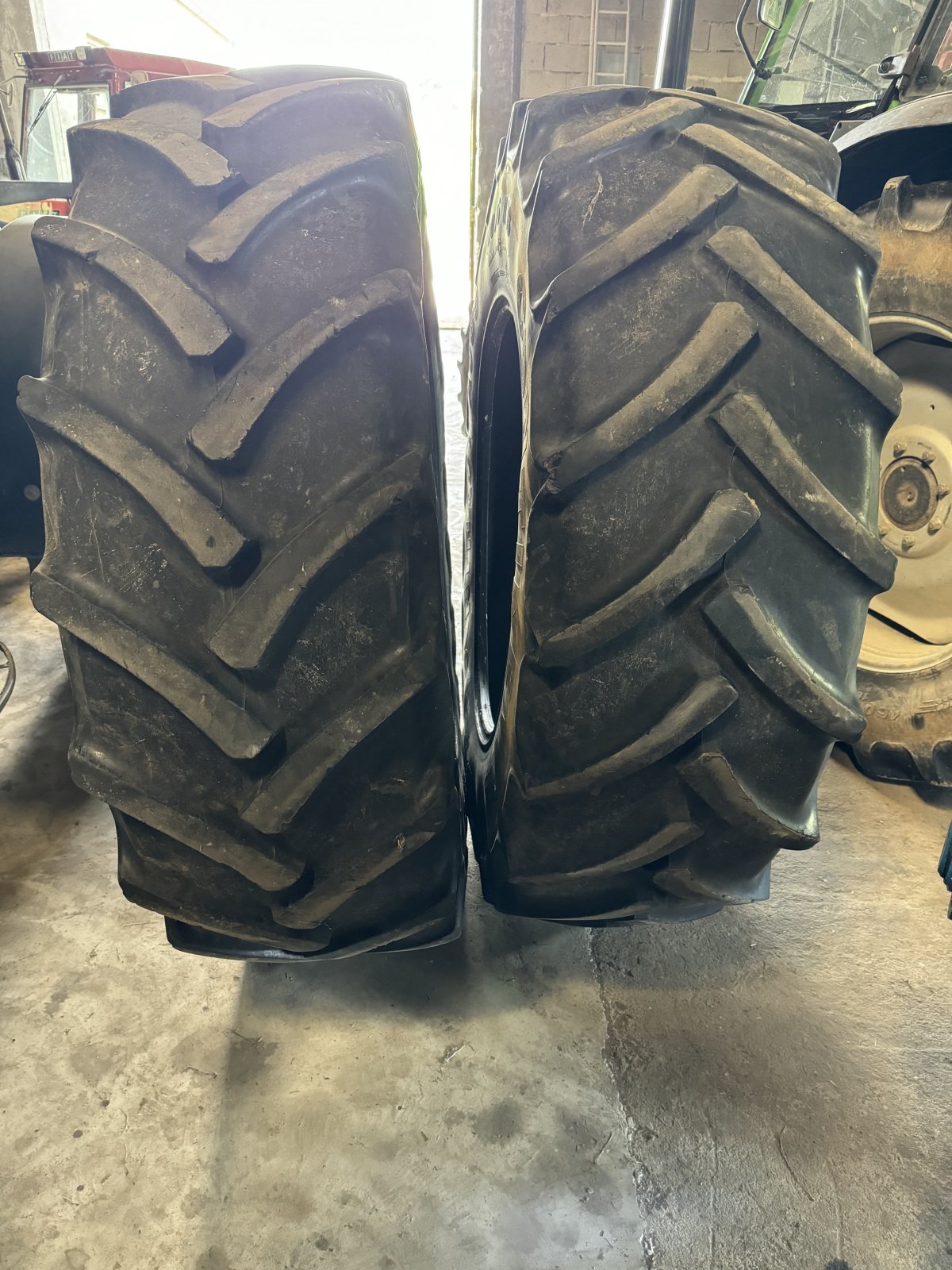 Reifen del tipo Continental 520/85 R 38, Gebrauchtmaschine In Marktoffingen (Immagine 1)