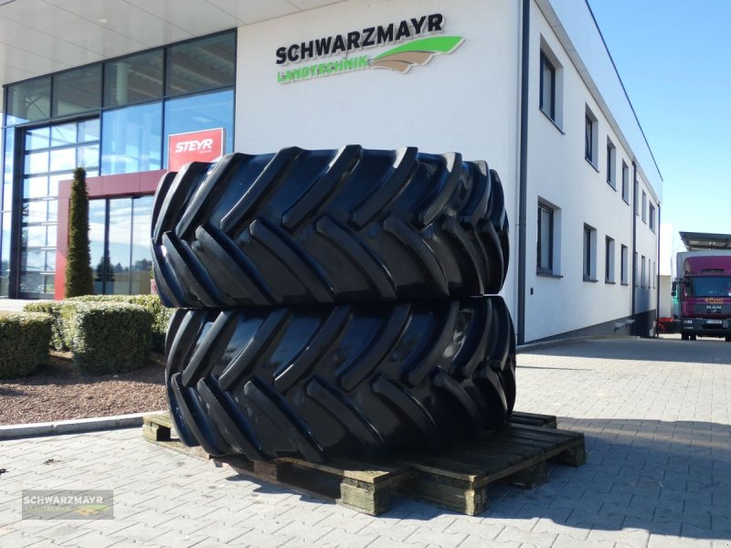 Reifen του τύπου Continental 710/70R42 zu Krone Big X, Vorführmaschine σε Aurolzmünster (Φωτογραφία 1)