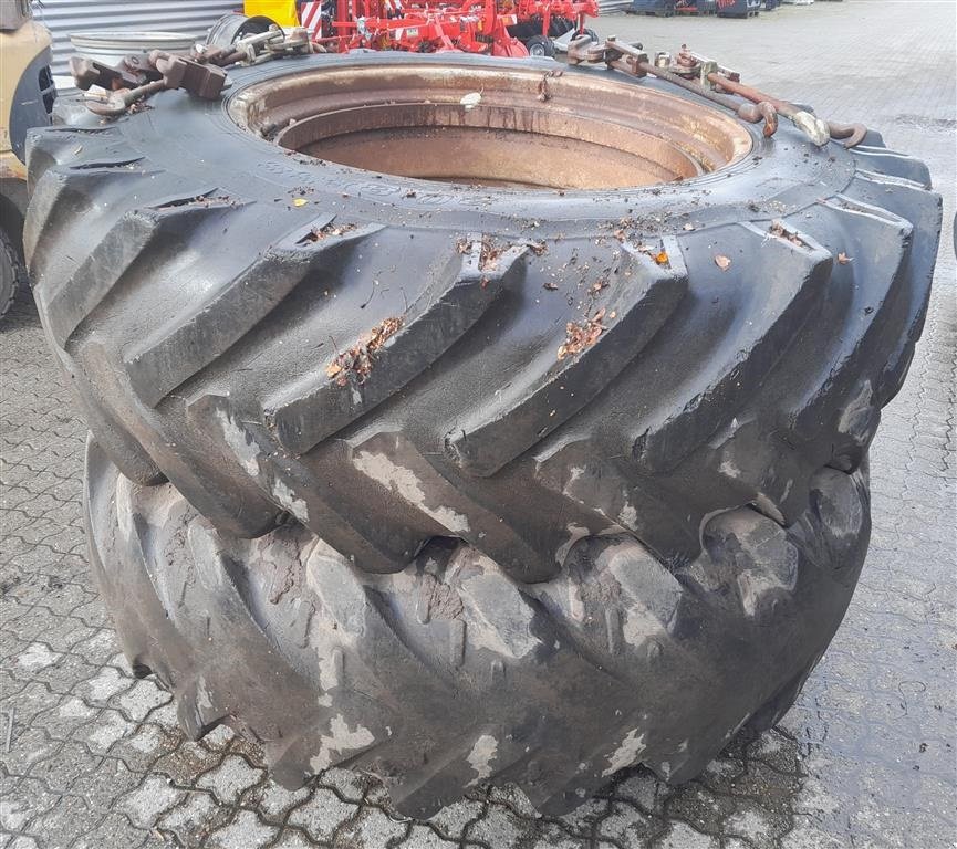 Reifen tip Dunlop 20.8R38, Gebrauchtmaschine in Horsens (Poză 2)