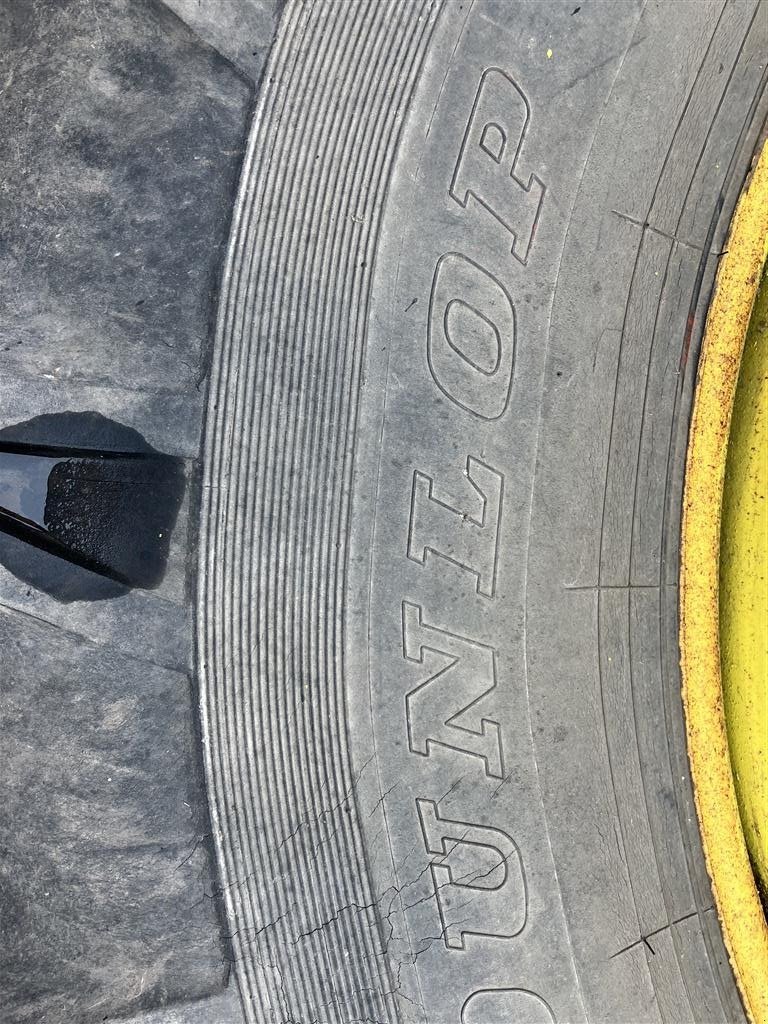 Reifen от тип Dunlop 20.8R38, Gebrauchtmaschine в Hurup Thy (Снимка 2)