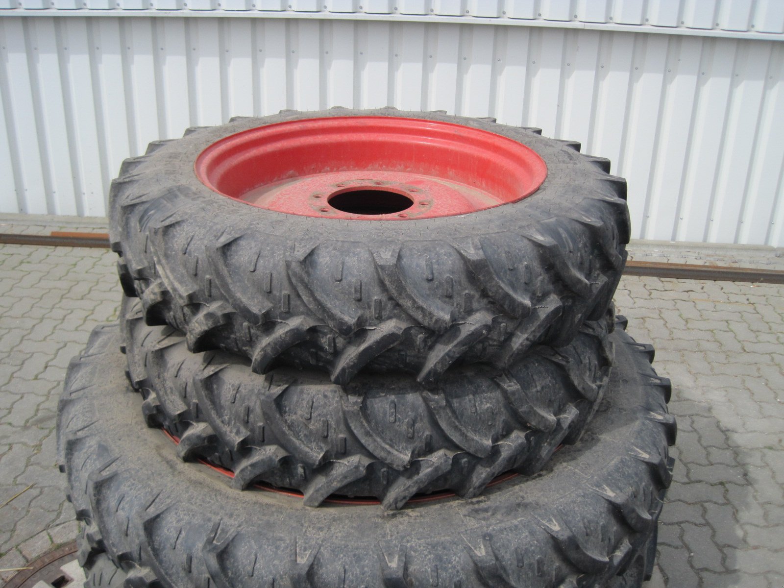 Reifen typu Fendt 270/95R32 + 300/95R46, Gebrauchtmaschine v Holle- Grasdorf (Obrázek 3)