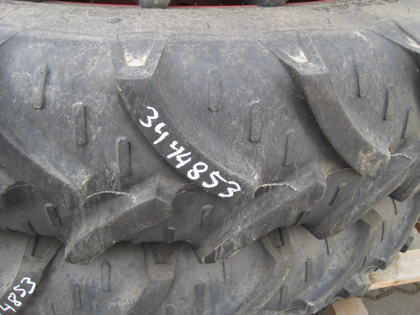 Reifen типа Fendt 270/95R32 + 300/95R46, Gebrauchtmaschine в Holle- Grasdorf (Фотография 4)