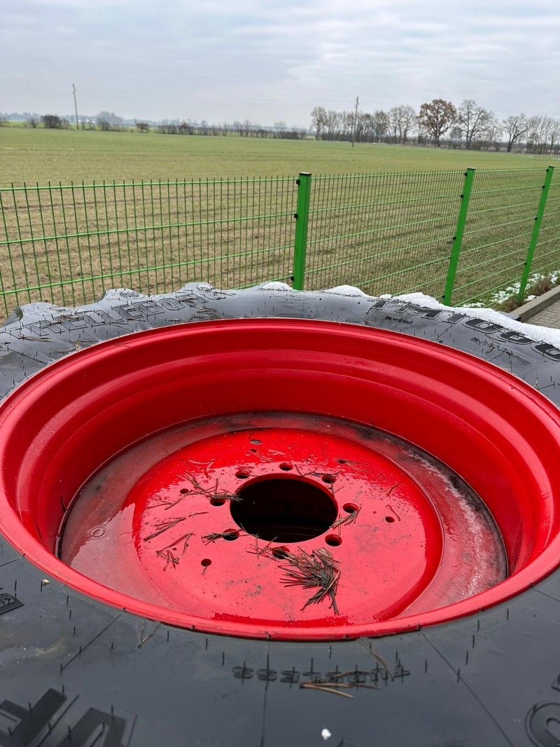 Reifen des Typs Fendt 540/65R28 MI + VF710/60R38 T, Gebrauchtmaschine in Hillerse (Bild 3)