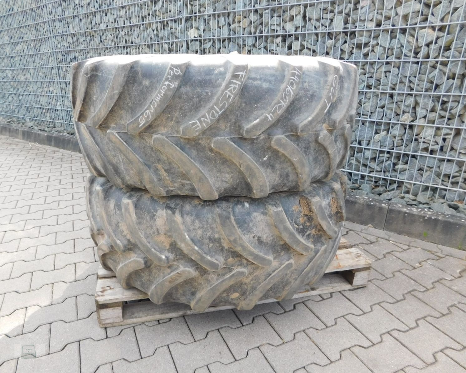 Reifen of the type Firestone 440/65R24 Performer, Gebrauchtmaschine in Gross-Bieberau (Picture 2)