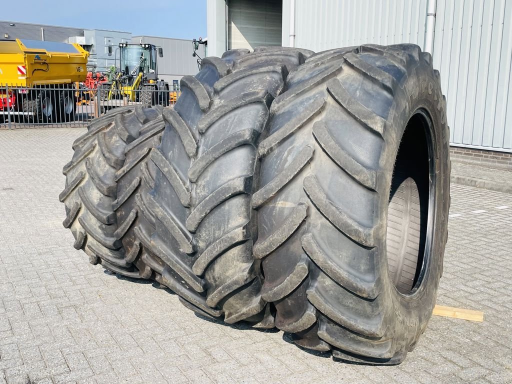 Reifen Türe ait Firestone Set Banden 650/65R42 & 540/65R30, Gebrauchtmaschine içinde BOEKEL (resim 7)