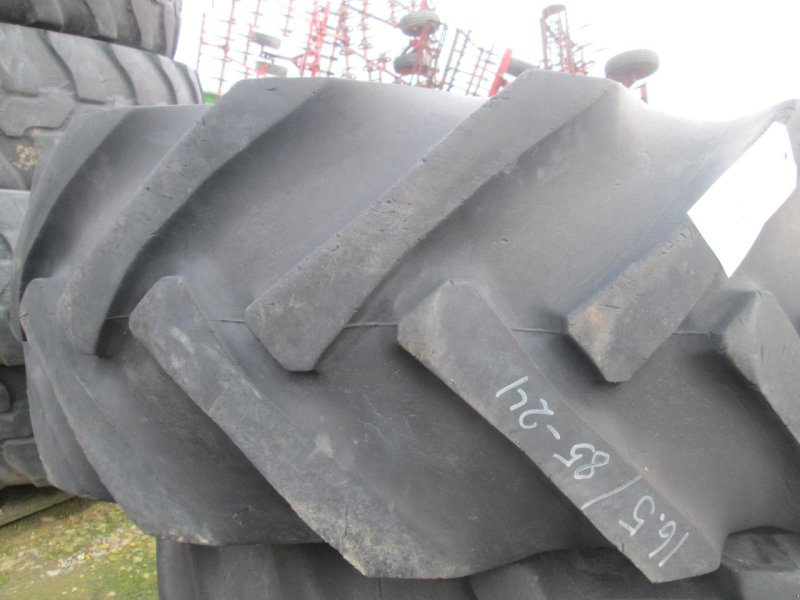 Reifen of the type GoodYear 16.5/85X24, Gebrauchtmaschine in Tim (Picture 1)