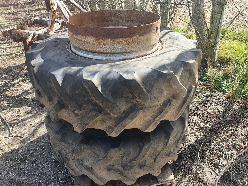 Reifen des Typs GoodYear 16.9 R28, Gebrauchtmaschine in Nykøbing M (Bild 2)