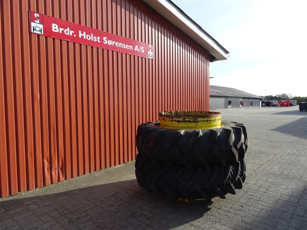 Reifen du type GoodYear 18.4-38, Gebrauchtmaschine en Ribe (Photo 3)