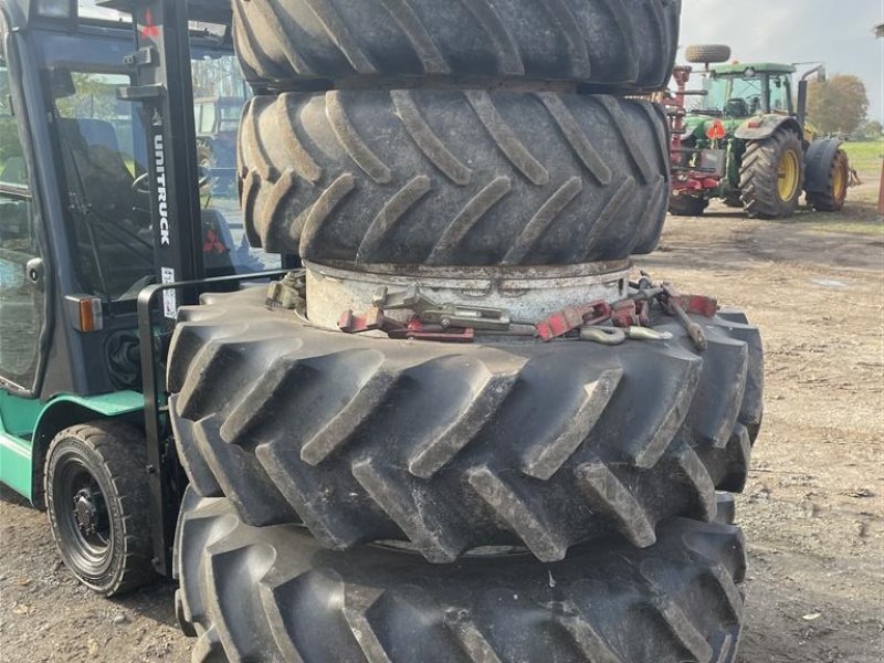 Reifen typu GoodYear 18.4 R38 440/65R28 Komplet sæt, Gebrauchtmaschine w Vejle