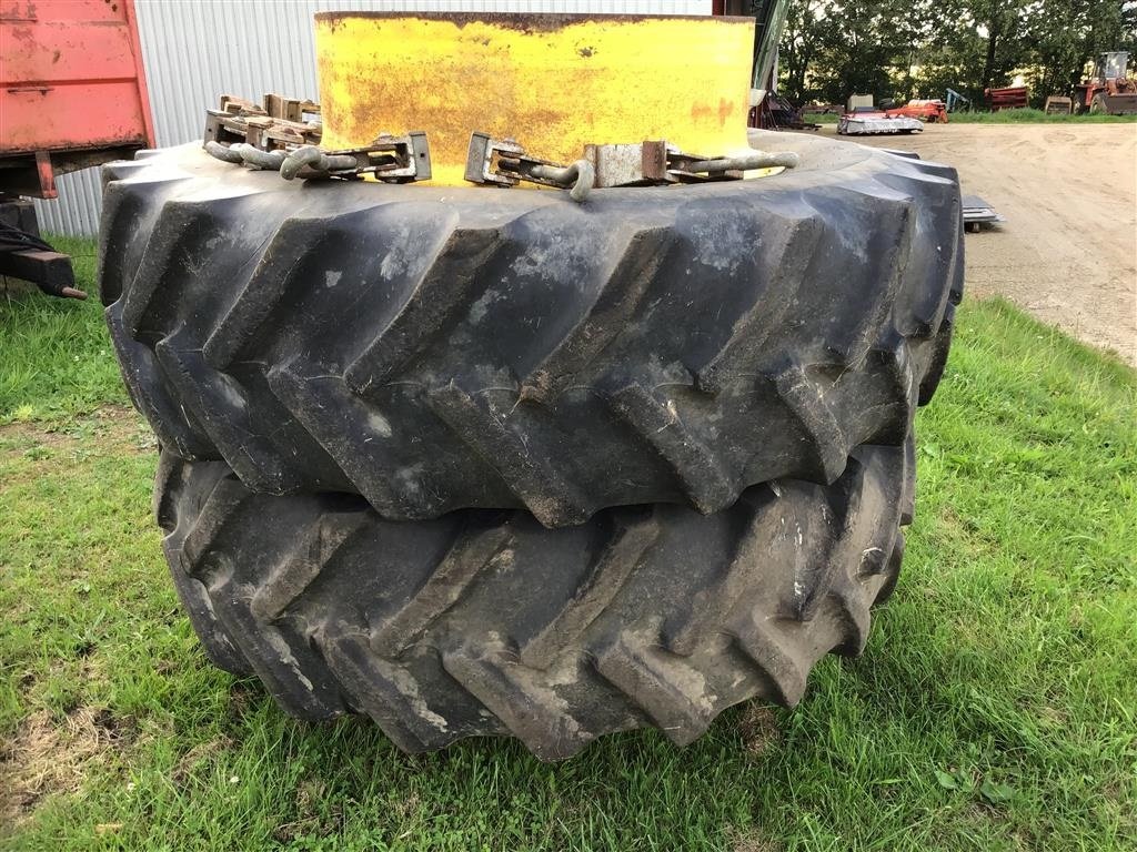 Reifen от тип GoodYear 20.8 R42 Forkrøblet ring til 38” fælge, Gebrauchtmaschine в Bording (Снимка 1)