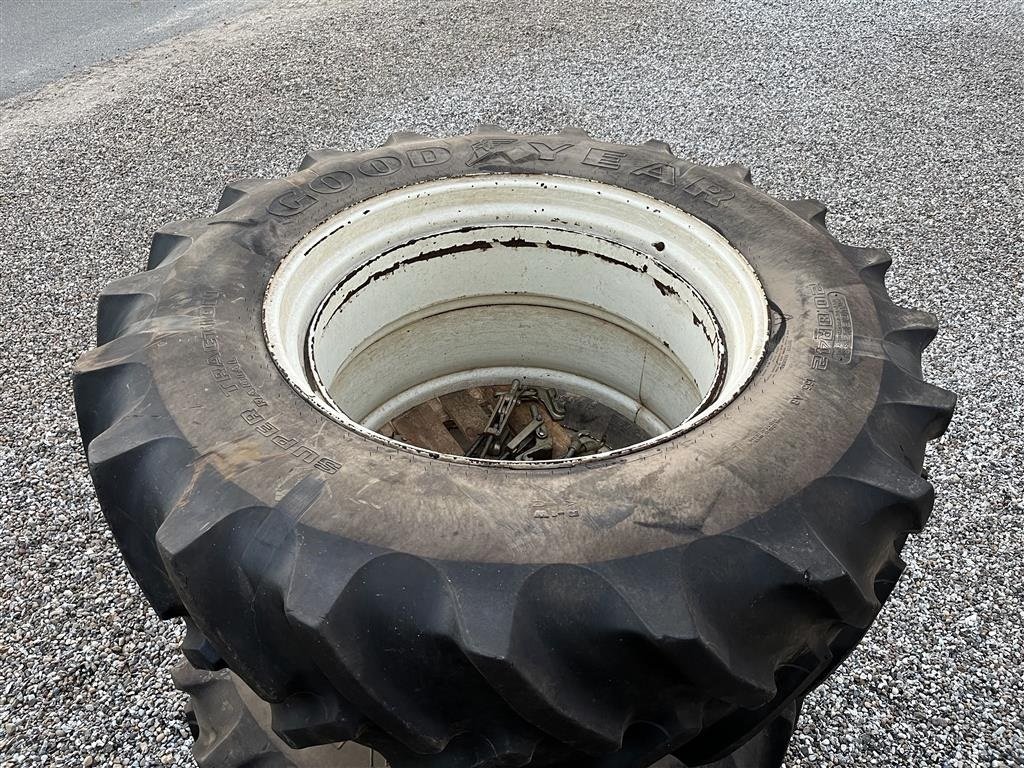 Reifen van het type GoodYear 20.8 R42 Pænt sæt, Gebrauchtmaschine in Vejle (Foto 4)