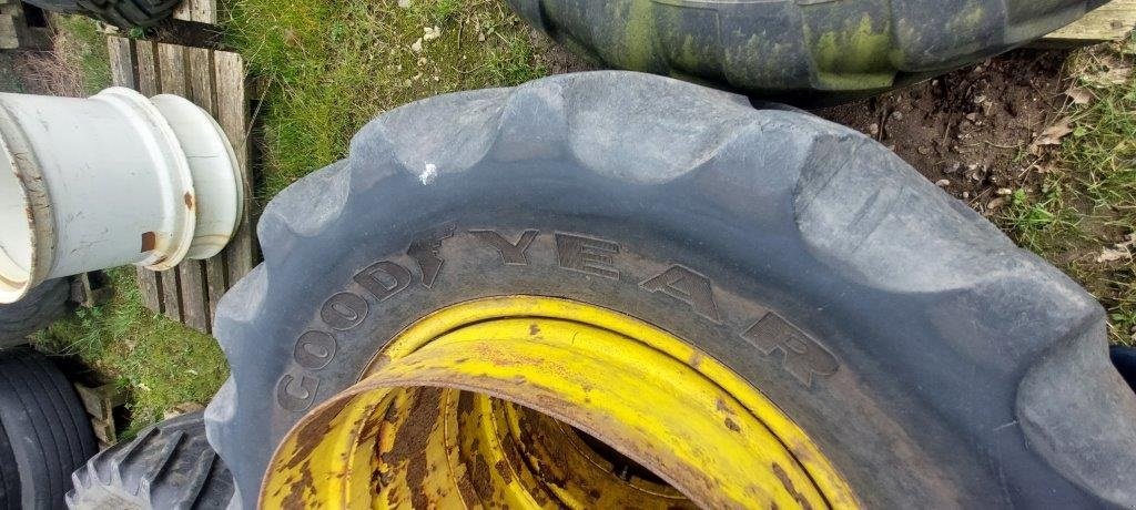 Reifen типа GoodYear 420/70R28 gul, Gebrauchtmaschine в Tinglev (Фотография 3)