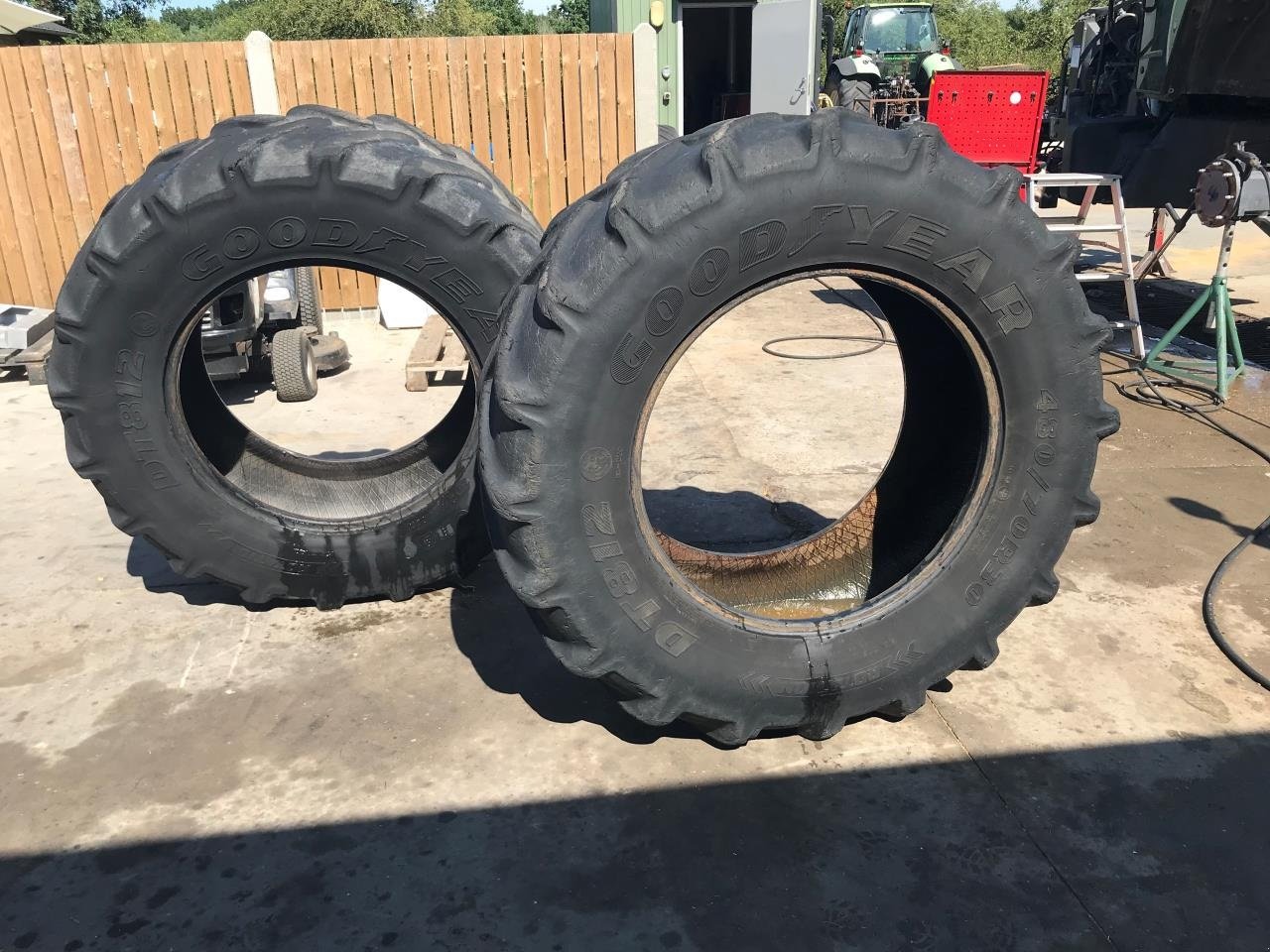 Reifen van het type GoodYear 480/70R30, Gebrauchtmaschine in Give (Foto 1)