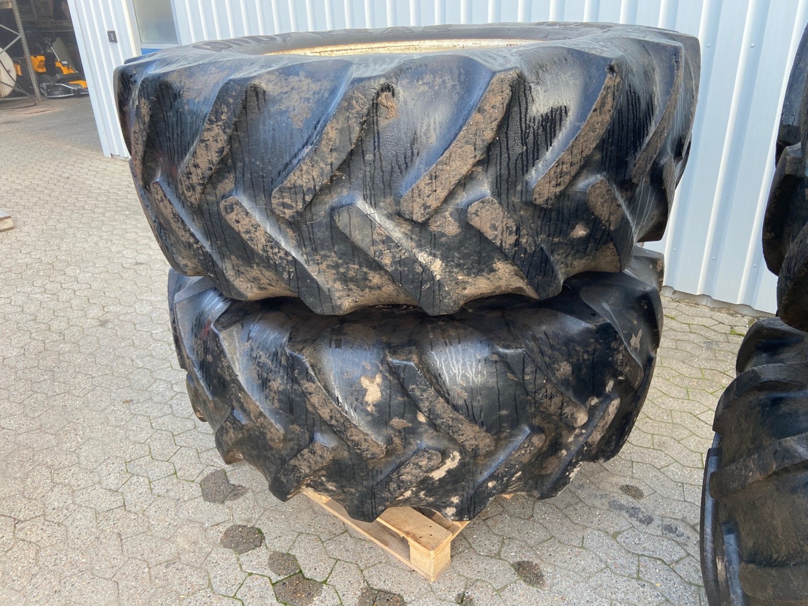 Reifen of the type GoodYear 520/70R38", Gebrauchtmaschine in Thisted (Picture 1)