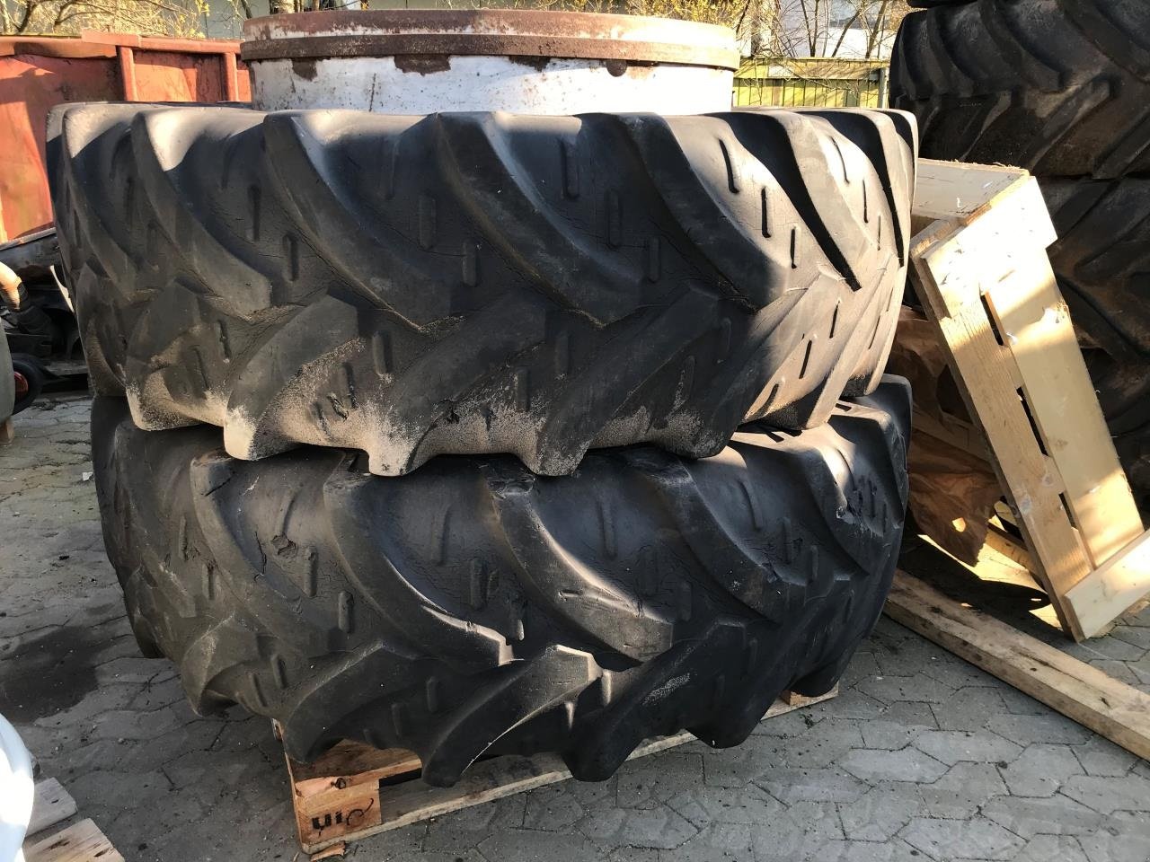 Reifen del tipo GoodYear 520/70R38, Gebrauchtmaschine en Give (Imagen 1)