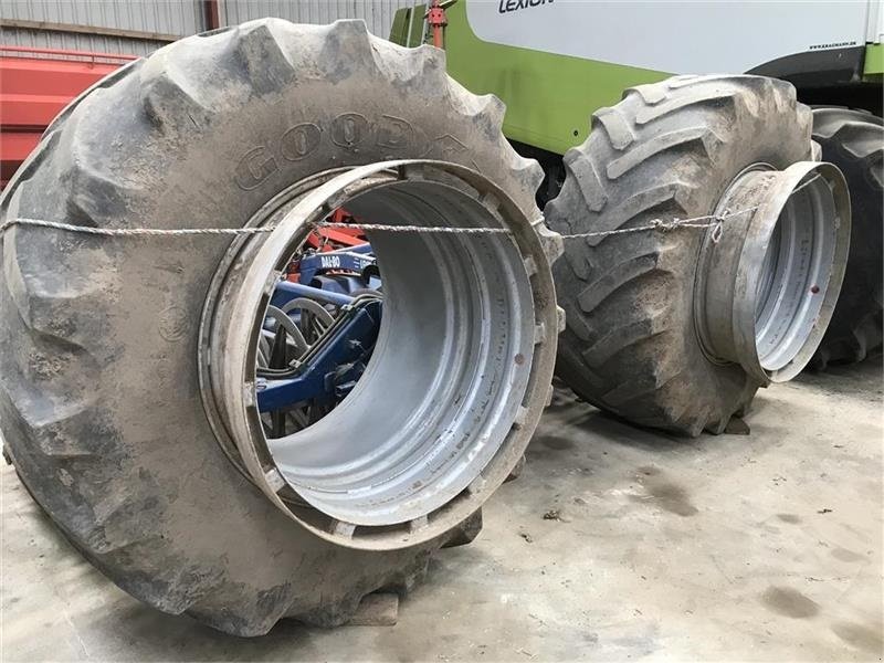 Reifen от тип GoodYear 710/70-38 med 42” fælgring, Gebrauchtmaschine в Kolding (Снимка 1)