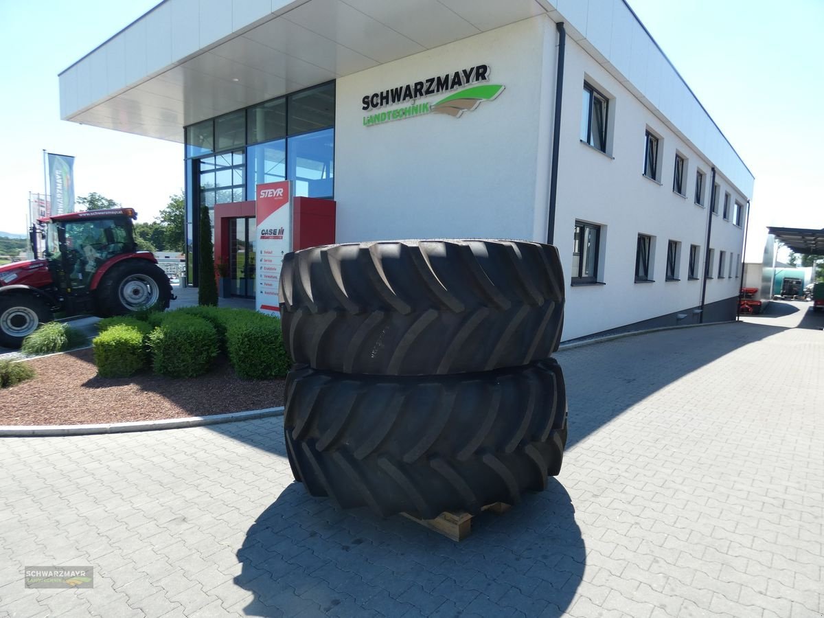 Reifen of the type GoodYear 800/70R38+620/70R26, Neumaschine in Aurolzmünster (Picture 1)