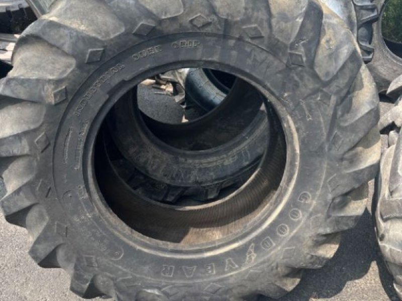 Reifen του τύπου GoodYear INDUS SURE GRIP, Gebrauchtmaschine σε Montpellier (Φωτογραφία 1)