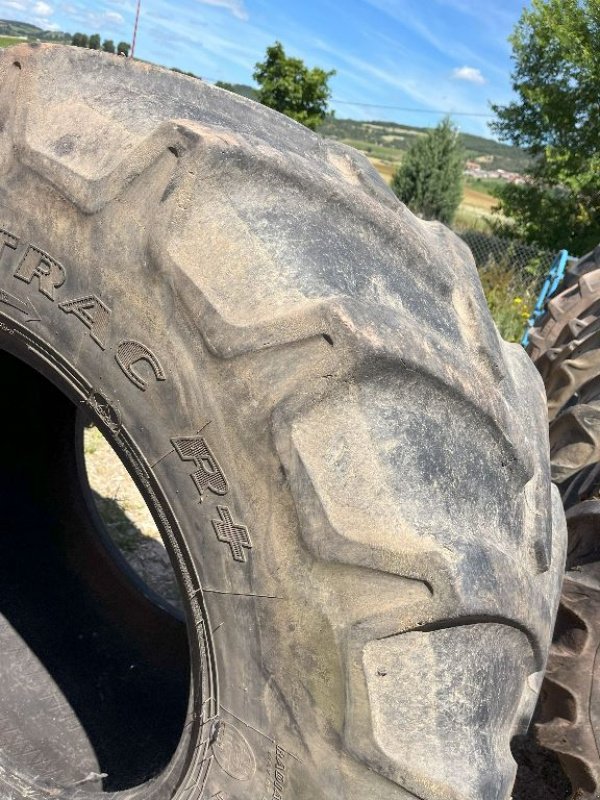 Reifen Türe ait GoodYear OPTITRAC, Gebrauchtmaschine içinde Montpellier (resim 2)