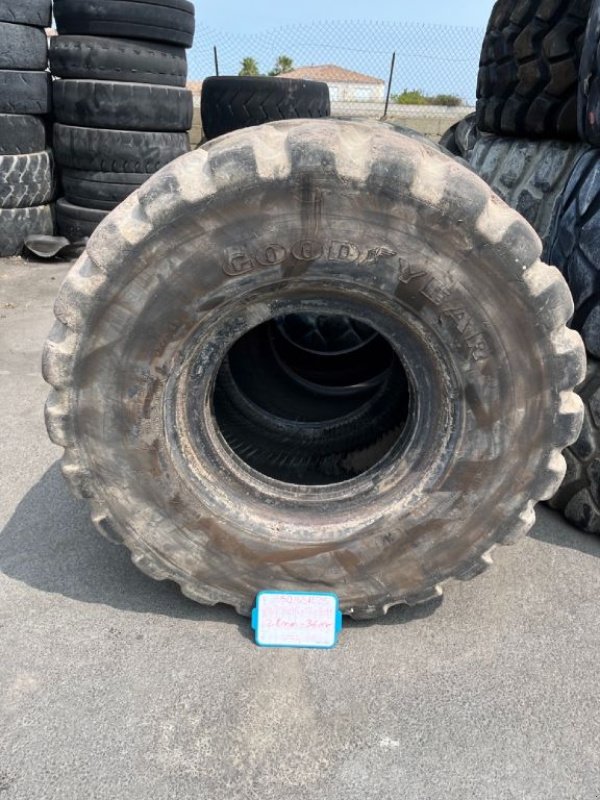 Reifen typu GoodYear TL-3A+ UNI STEEL, Gebrauchtmaschine w Montpellier (Zdjęcie 1)