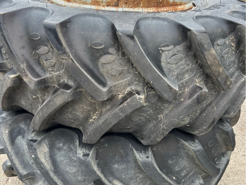 Reifen des Typs GoodYear Zwillinge, Gebrauchtmaschine in Kruckow