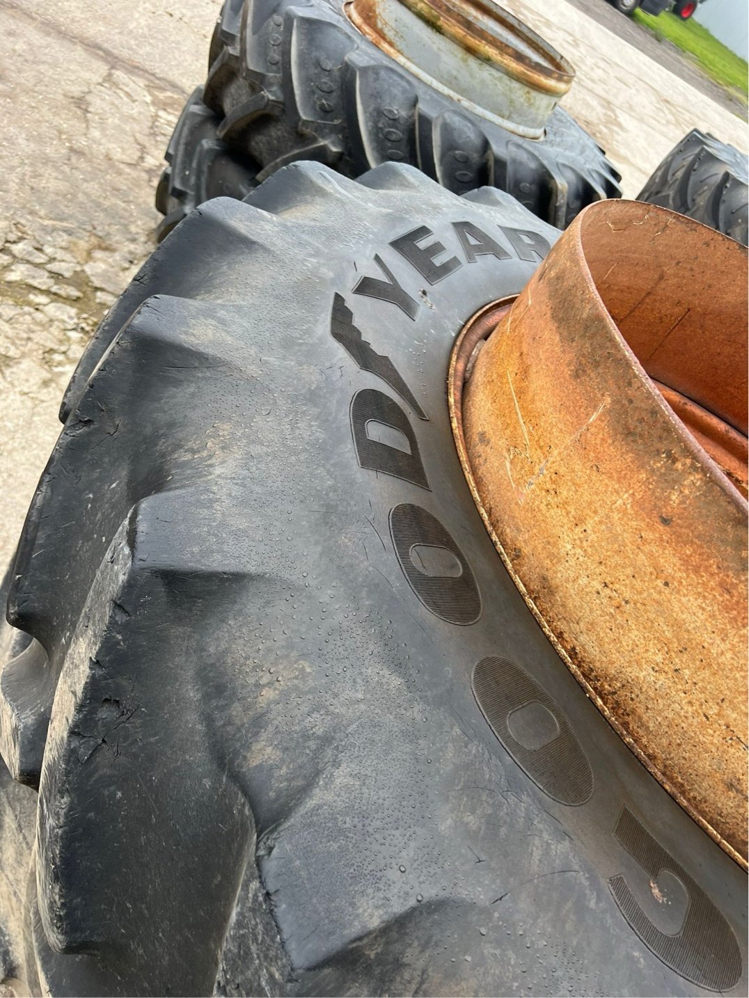 Reifen van het type GoodYear Zwillinge, Gebrauchtmaschine in Kruckow (Foto 9)