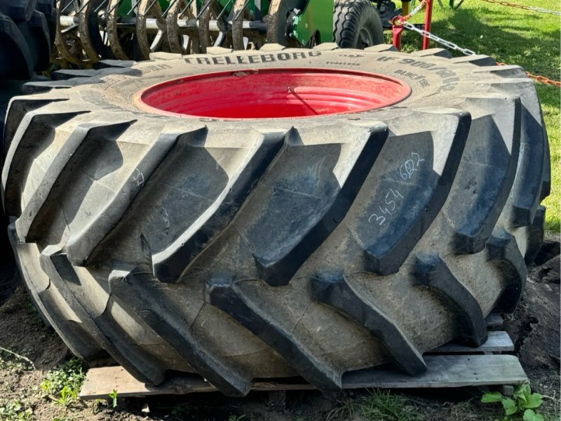 Reifen des Typs Grasdorf 900/60R42 Trelleborg 10-Loch Fendt rot, Gebrauchtmaschine in Bützow (Bild 1)