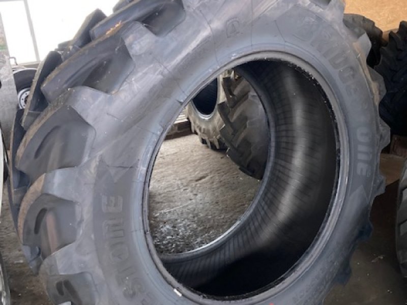 Reifen tipa Grasdorf Bridgestone 600/65R38, Neumaschine u Gudensberg (Slika 1)