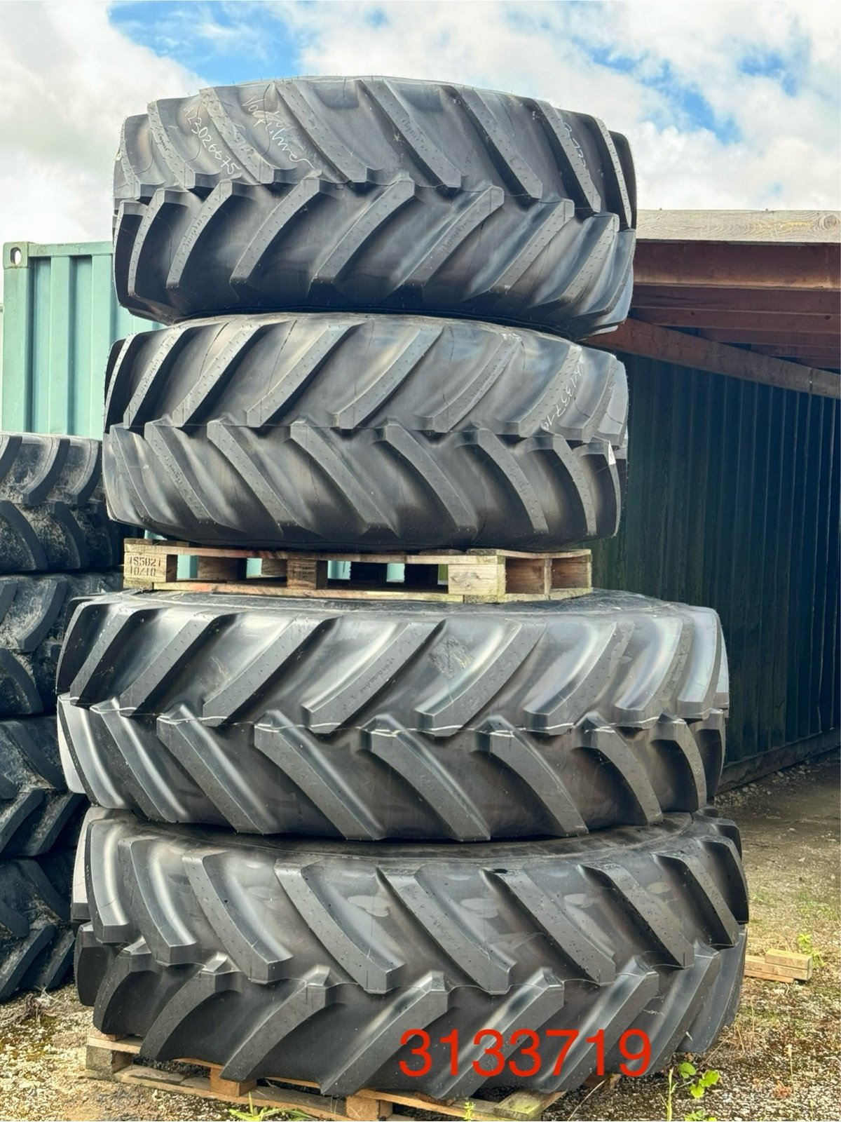 Reifen του τύπου Grasdorf Michelin VF 620/75R30 + VF 650/85R42, Neumaschine σε Gadebusch (Φωτογραφία 1)