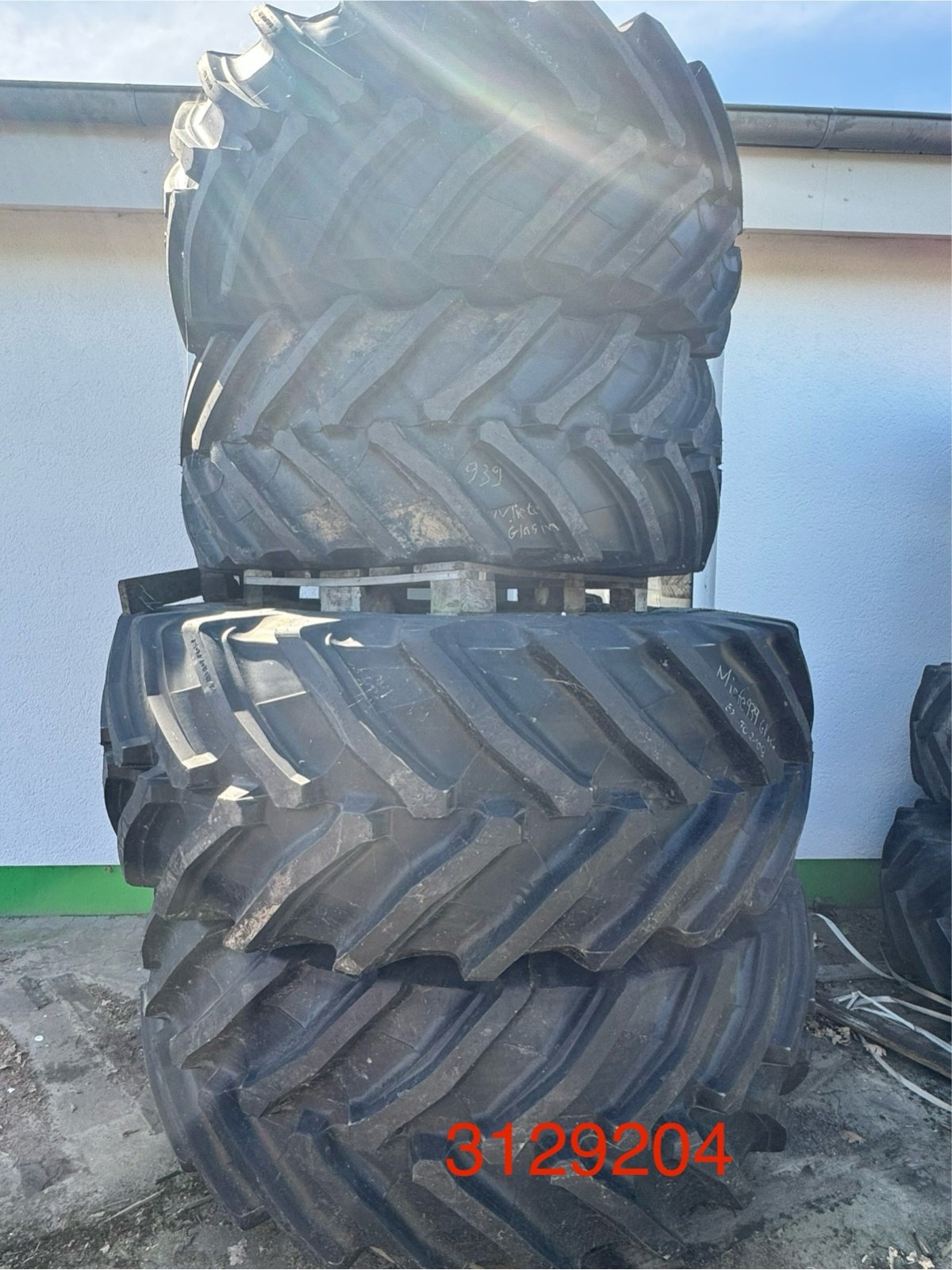 Reifen a típus Grasdorf Trelleborg VF650/60R38 & VF750/70R44, Neumaschine ekkor: Bützow (Kép 1)