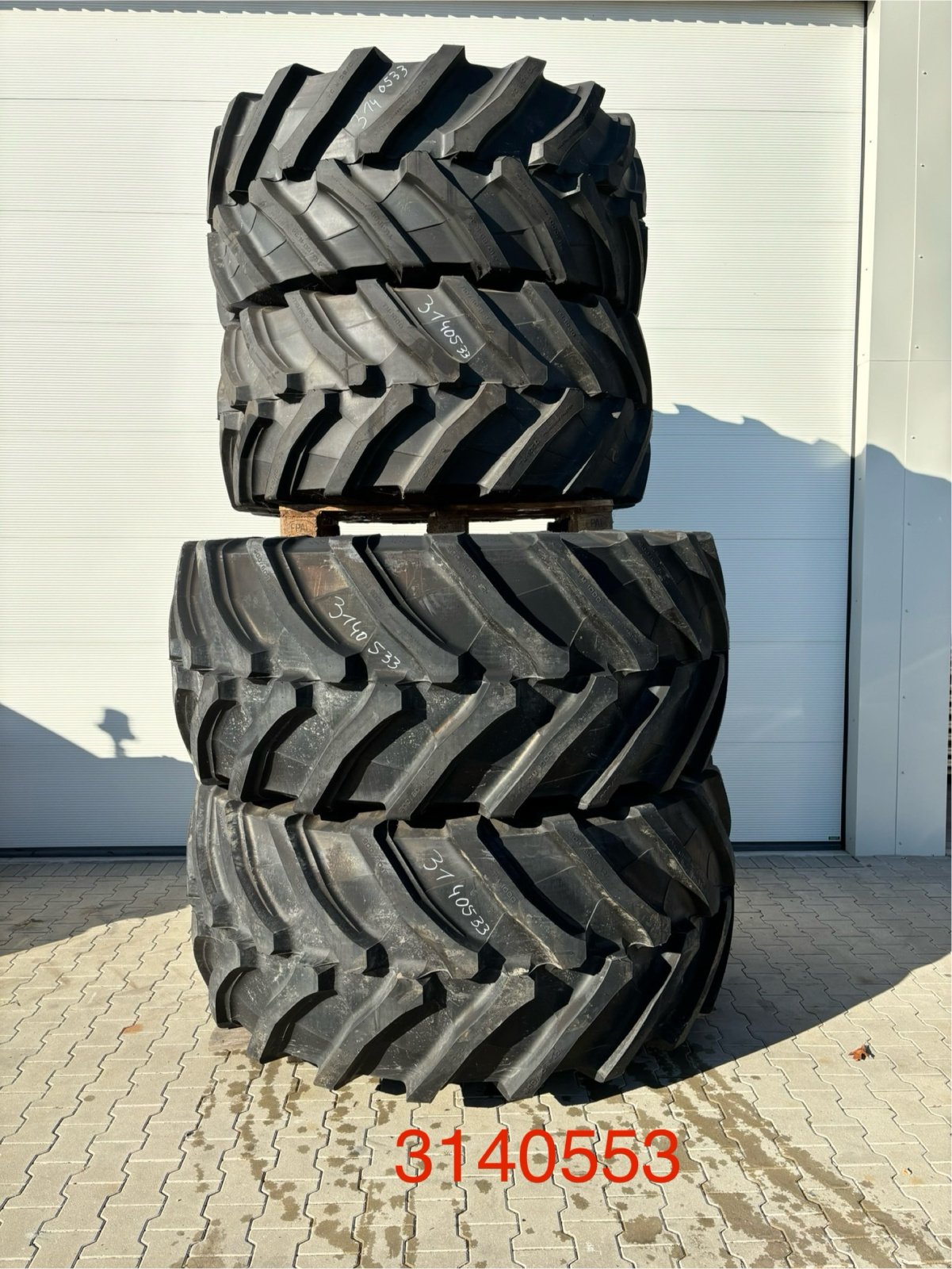 Reifen of the type Grasdorf Trelleborg VF710/60 R34 + VF900/60R42, Gebrauchtmaschine in Bad Oldesloe (Picture 1)