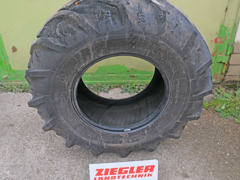 Reifen of the type IHC Ein Reifen Kleber Super G 14.9 R20 375/75R20 3cm Profiltiefe, gebraucht in Eitorf (Picture 1)