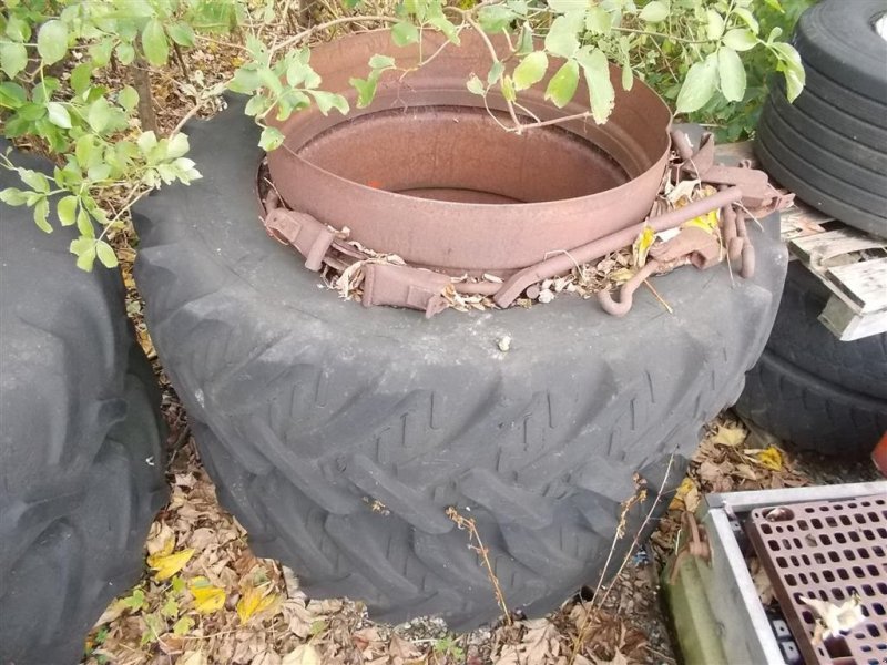 Reifen van het type Kleber 16.9 X 38 Med Ring og beslag., Gebrauchtmaschine in Roslev (Foto 1)