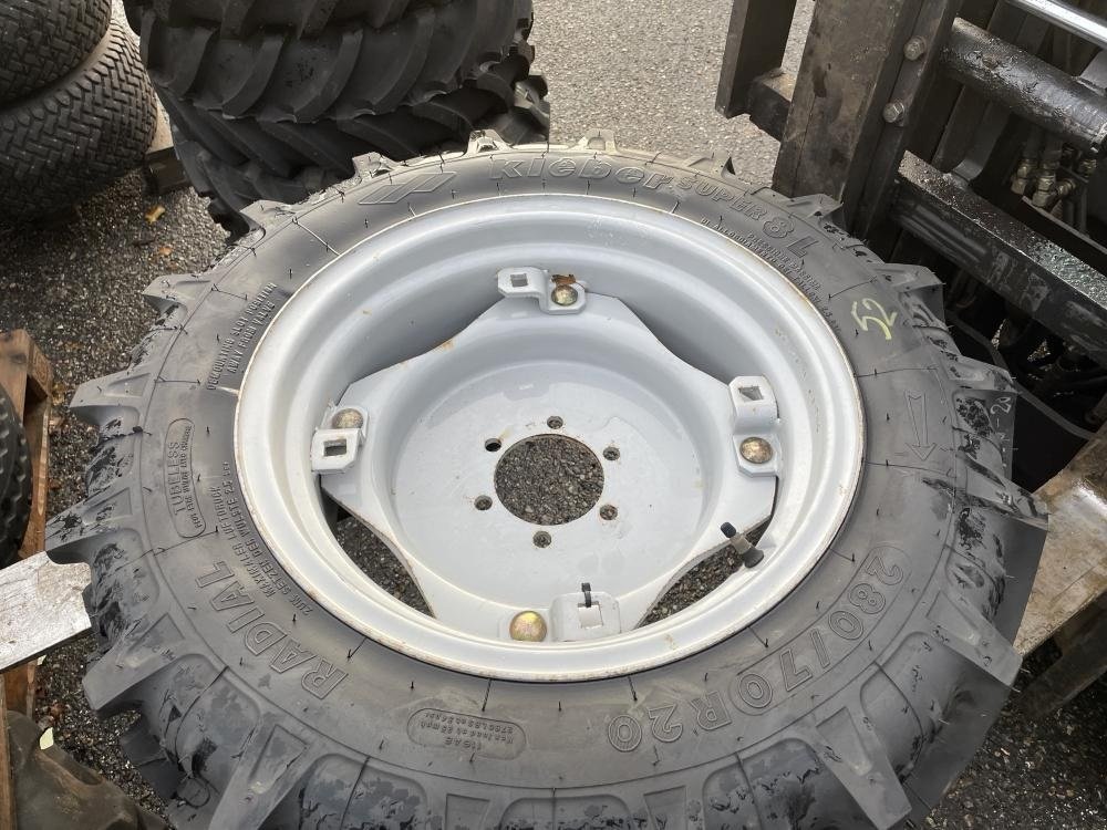 Reifen Türe ait Kleber 280/70R20 Hjul kleber, Gebrauchtmaschine içinde Dronninglund (resim 2)