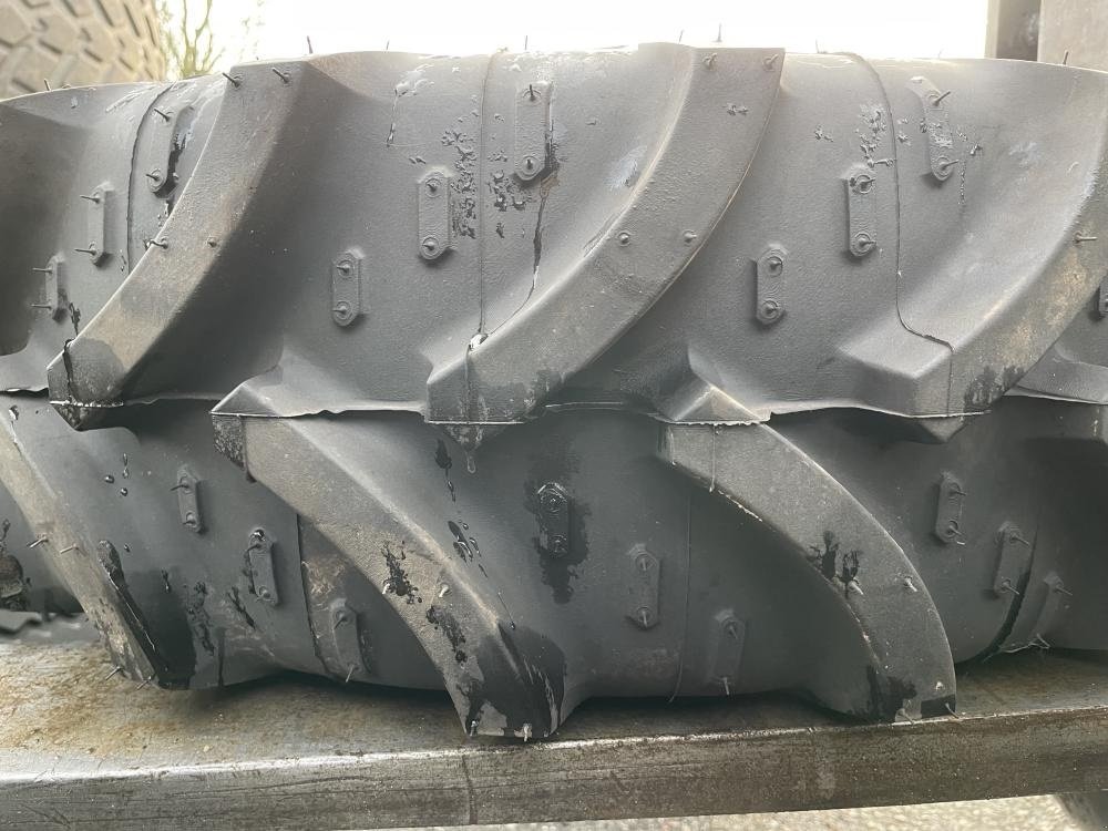 Reifen tipa Kleber 280/70R20 Hjul kleber, Gebrauchtmaschine u Dronninglund (Slika 1)