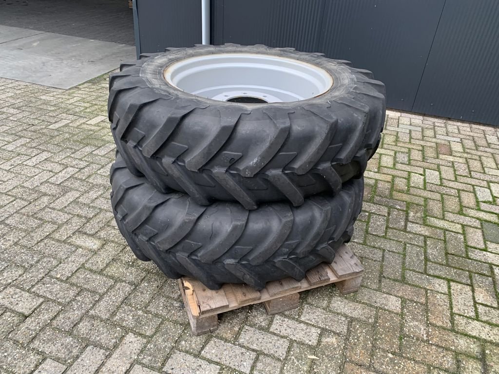 Reifen des Typs Michelin 13.6R28 AGRIBIB, Gebrauchtmaschine in MARIENHEEM (Bild 4)