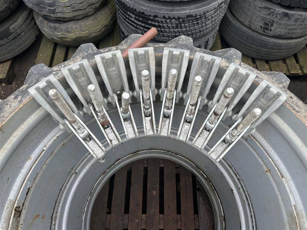 Reifen от тип Michelin 16.9 R38, Gebrauchtmaschine в Gjerlev J. (Снимка 3)