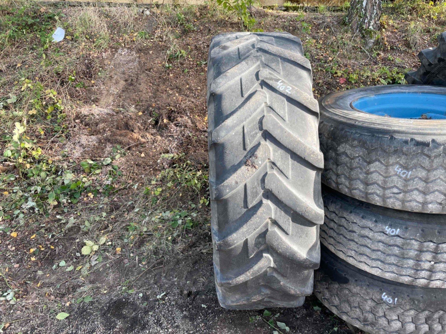 Reifen tipa Michelin 18.4R38, Gebrauchtmaschine u LA SOUTERRAINE (Slika 1)