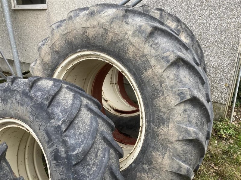 Reifen tip Michelin 20,8X38 + 480/65R28, Gebrauchtmaschine in Roskilde (Poză 1)