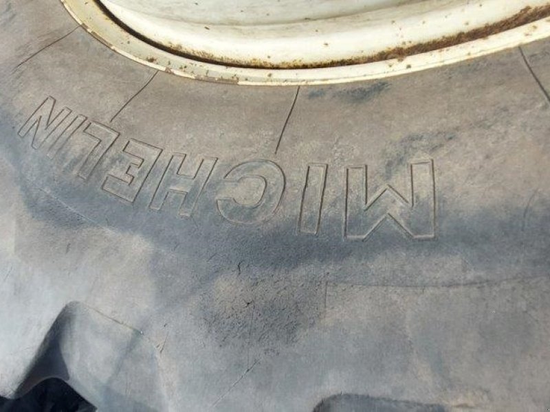 Reifen du type Michelin 20.8R38, Gebrauchtmaschine en Tinglev (Photo 1)