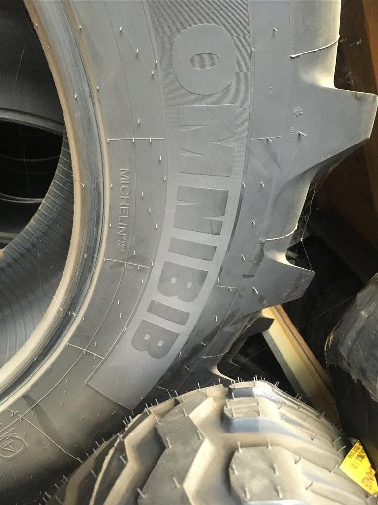 Reifen tip Michelin 480/70R38 OMNIBIB afmontering, som nye., Gebrauchtmaschine in Bjerringbro (Poză 2)