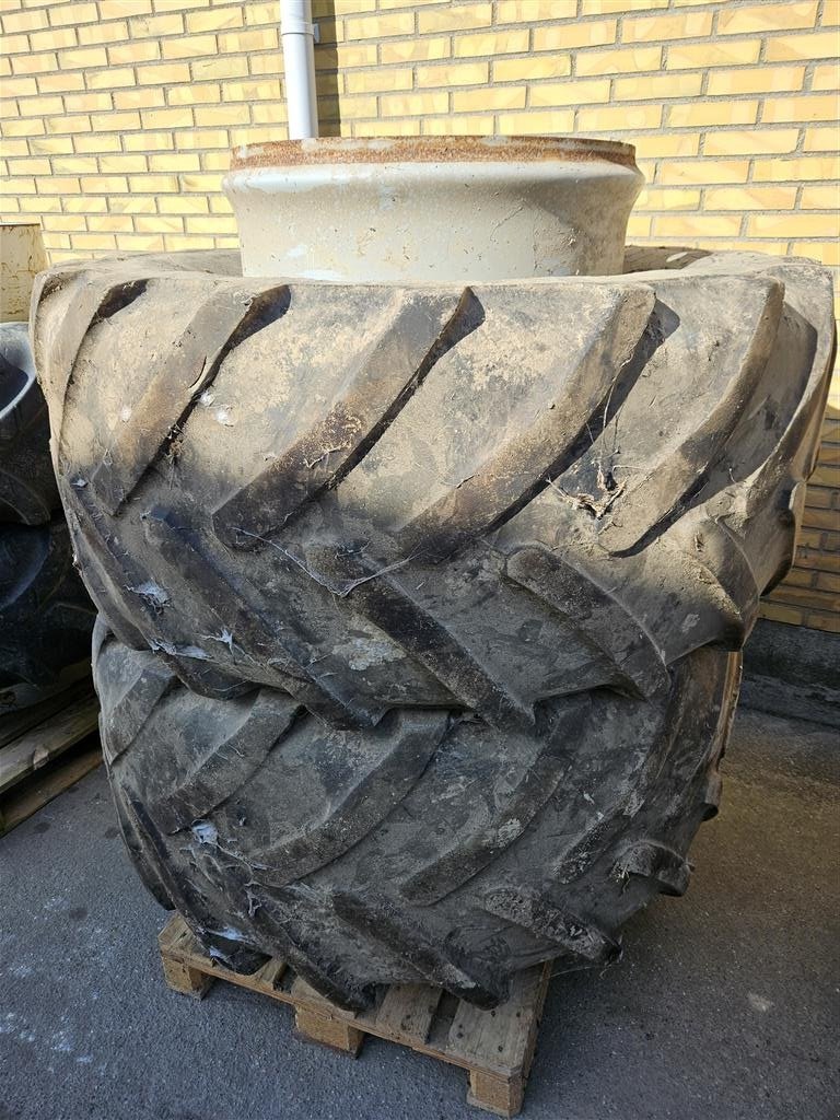 Reifen del tipo Michelin 600/65R28 m. 6 låse, Gebrauchtmaschine en Nykøbing Falster (Imagen 1)